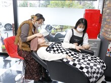 Nail&Eyelash　ROYAL STARの雰囲気（まつ毛とネイルの同時施術可能♪）