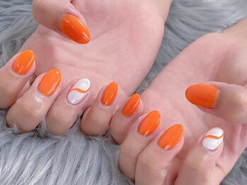 ニナズネイル(Nina's Nail)/2デザイン