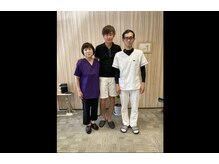 しみず鍼灸接骨院の雰囲気（野々村真さんご来院されました。）