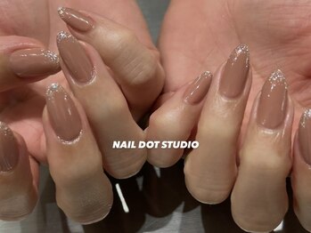 ネイルドットスタジオ 堺筋本町(NAIL DOT STUDIO)/ラメグラデーション