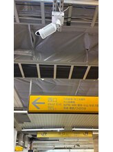 整体院 長谷川/改札出て右方向の西口へ