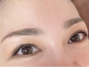 プリエ prierの写真/【眉毛WAX¥5000】間引き・毛量調節込◎【眉毛WAX＆まつげパーマ¥7500】美眉＆美まつげで目元の印象ＵＰ◎