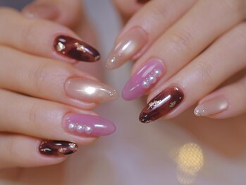 秋ネイル べっ甲ネイル