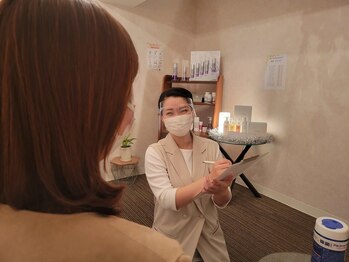 アンジェラックス 福岡天神店の写真/「ビタミンAを取り入れたい」「マイナデシコ製品を使ってみたい」という方に＜無料肌カウンセリング＝0円＞