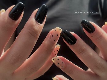 マリーネイルズ 表参道店(MARIE NAILS)/持込み¥7900 ドット 0427a