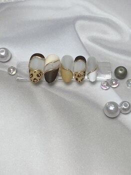 エムズ(M's)/定額ネイル　¥8800