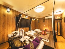 チャット ングゥン チャットンの雰囲気（店内は、タイのサロンと同じ小道具やBGMが）