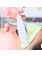 アナスタシア ミアレ 名鉄百貨店本店/【オプション】額ケア｜名古屋