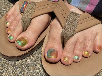 カーティシーネイルズ(curtisii NAILS)/キラキラうるうるフット