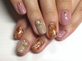 べっ甲お花ネイル