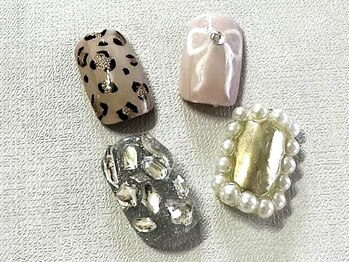 ネーリア(NAILIA)の写真/定額でデザインが選べるからネイル初心者さんにもおすすめ◎シンプル~アートまで幅広く対応可能♪