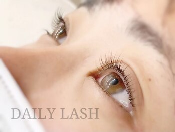 デイリー ラッシュ(DAILY LASH)/きらきらのお目元に！