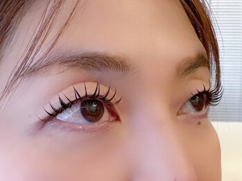 エフ(F...)/マツエク【フラットラッシュ】