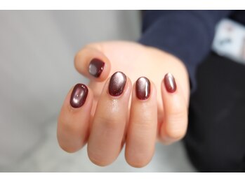 最新マグネットネイル