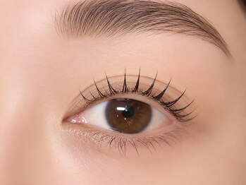 バタフライ 平塚店(Butterfly)の写真/似合わせまつ毛パーマで垢抜けeyeに♪
自然なのにしっかり盛れるお目元へ◎