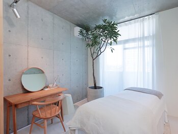 エメ(eme)/サロン店内