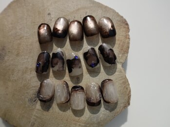 LETTER _&.の写真/寄り添った丁寧なカウンセリングであなたに合ったカラーをご提案◎シンプルだけど上品な指先に♪