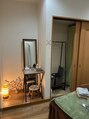 パル バイ ラベスト(Pal by lovest)&nbsp;お部屋には、鏡、テッシュ、綿棒を置いております。