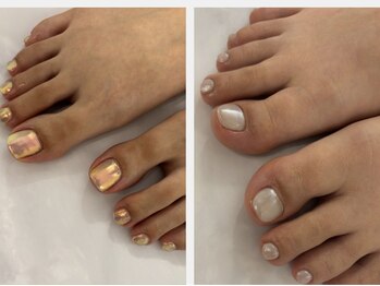 ユヌ(une)/ミラーパウダーでツヤツヤに