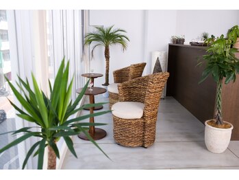 リーズ(RIES)/落ち着いた空間で