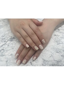 シンプル系（オフィス・日常）が得意