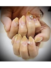 爪屋/Vカットストーン