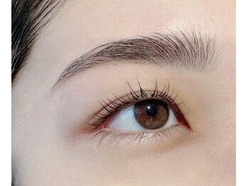 アヴィニール 表参道(Avenir)の写真/自然で美しい仕上がりをお届け☆次世代まつ毛パーマ《ラッシュリフト》はトリートメント付がオススメ◎