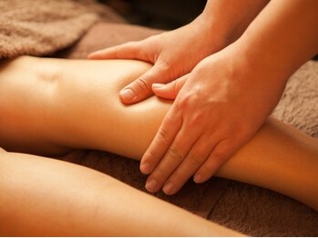 ドライヘッドスパアンドリラクゼーション ノラン(Nolan)/ひざ下のむくみを撃退！