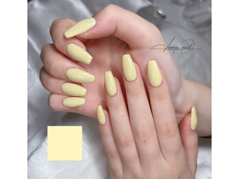 ノエラ ネイル 大塚店(NOERA NAIL)の写真/肌なじみカラーと美しいフォルムで、上品な大人の指先へ