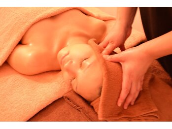 ディアサロン 横浜店(Diasalon)/小顔コルギフェイシャル