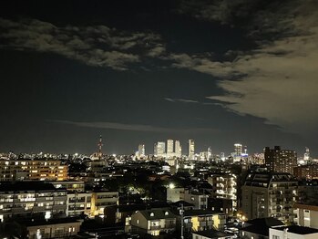 すいそ屋 フロッグス(FROGS)/サロンからの夜景も綺麗です♪