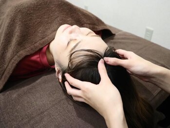 池袋東口整体院の写真/【寝てもスッキリしない全ての方へ。ヘッドスパで今までにないスッキリ体験を♪】女性専用サロン×完全個室