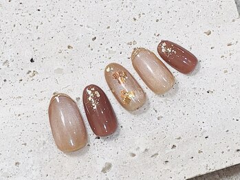 ラグウナ(Laguna)/マグネットとホログラム