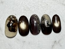 アミュレット(AMULET)/10月定額 6600円（税込）