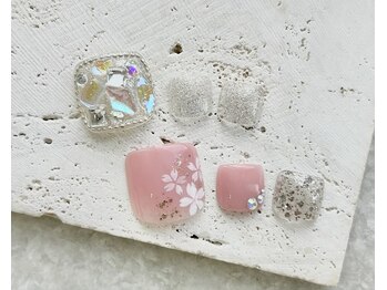 08ネイル(08 nail&school)/そろそろフットの季節です☆