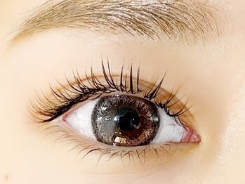 ベリーラッシュ 福岡天神店(VeryLash)の写真/ナチュラルに華やかさを叶える瞳へ！フラットラッシュが人気でカウンセリングが得意なサロン
