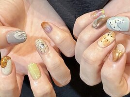 ごちゃごちゃちぐはぐネイル
