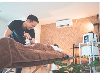 ナンバーエイト(No.8)の写真/我慢限界…!その腰痛お任せください!筋肉/神経に作用し痛みを軽減する専用マシン+骨格矯正で再発しない体へ