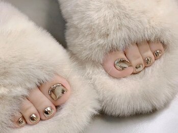 シーズン ホームネイル(season homeNAIL)の写真/当店人気FOOTメニュー♪【フットワンカラー¥5000/持ち込みデザイン¥6000】ハンドフットのセットで¥1000オフ