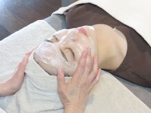 メニール(mennir)/シミケア＋ハーブピーリング