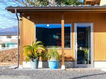 ニッコヤ(nikkoya)/サロンの様子　外観・内観