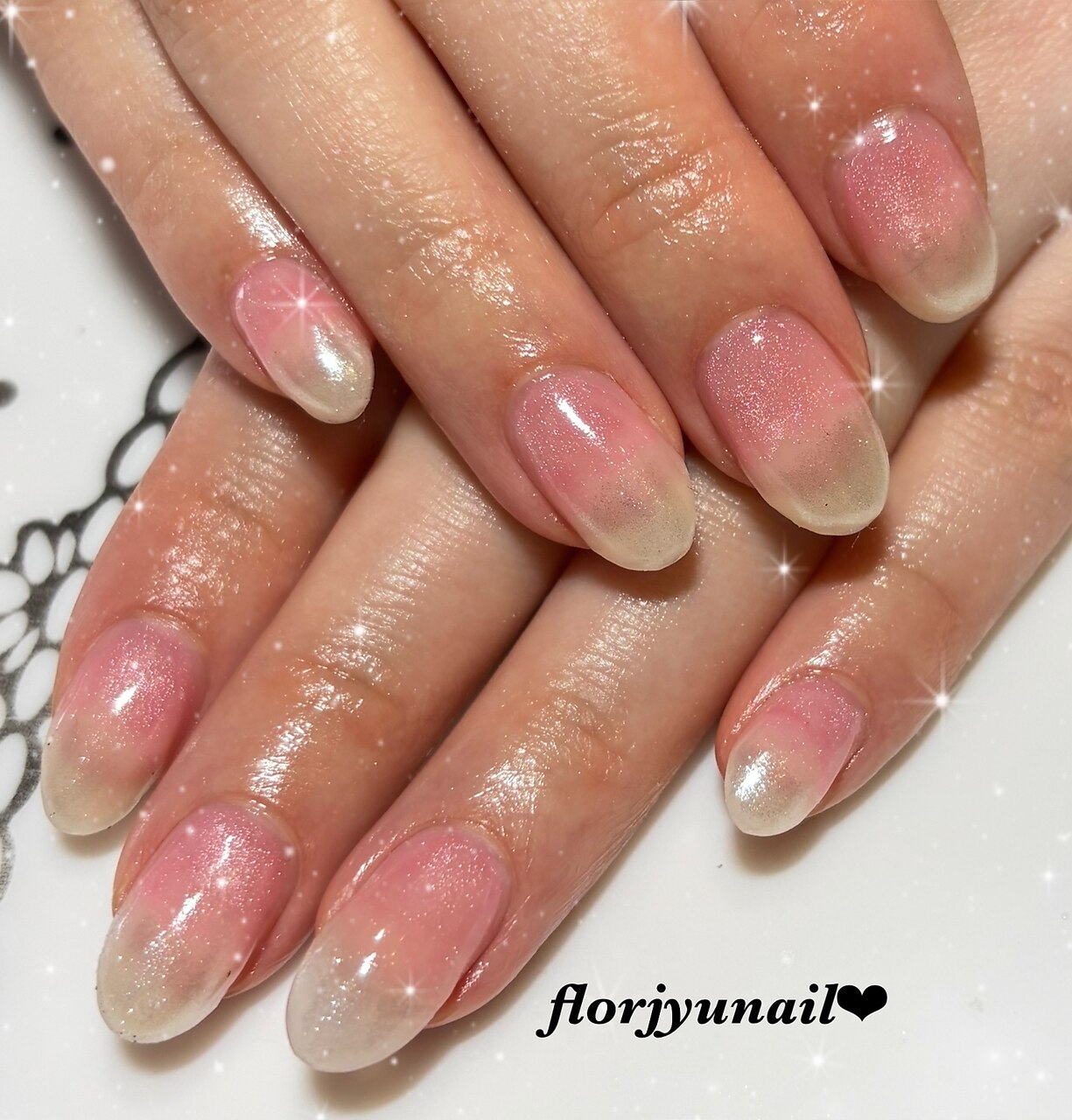 2026年春トレンド】ラメグラデーションのネイルデザイン集｜人気順｜18