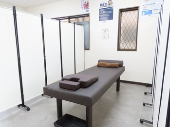 蘭整骨院/落ち着いた院内