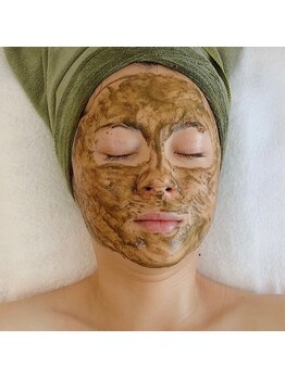 オッタントット(88 ottantotto)/オーダーメイドハーブピーリング