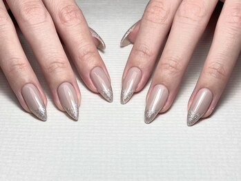 ソーネイルズ(Soo Nails)/ラメフレンチネイル