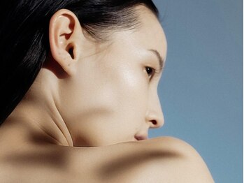ワクシー 中目黒(WAXYYY.)の写真/夏こそ必須!うなじのムダ毛ケアで後ろ姿までぬかりなく!!ハリウッドブロウリフト+うなじワックスが大人気!!