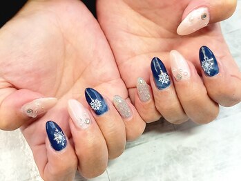 雪の結晶ネイル
