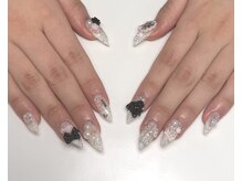 ノエムブロウ(Noeme brow)/