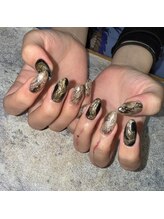 モレリア 心斎橋店(morelia)/パイソンネイル