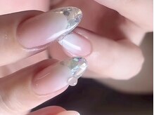 エムディーエーネイル(M.D.A NAiL)/キラキラクリア風フレンチ